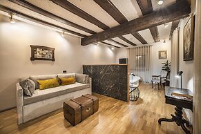 Hotel Pok Garni