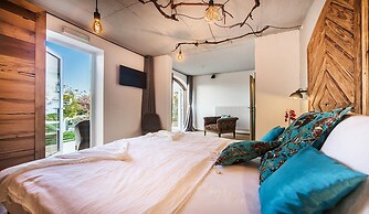 Hotel Pok Garni