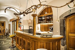Hotel Pok Garni