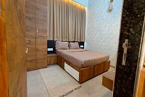 The Sky Imperial Sethji Ni Wadi