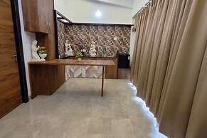 The Sky Imperial Sethji Ni Wadi