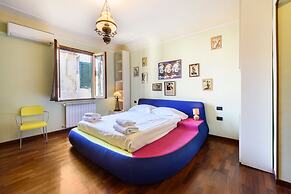 Santa Croce's Vintage by Mmega