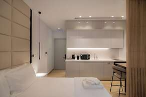 Contessa Bianca Luxury Suites