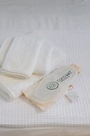 Contessa Bianca Luxury Suites