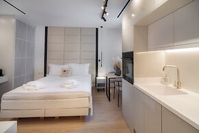 Contessa Bianca Luxury Suites