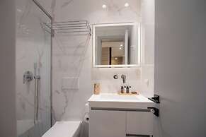 Contessa Bianca Luxury Suites