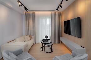 Contessa Bianca Luxury Suites