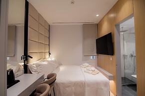 Contessa Bianca Luxury Suites