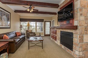 Branson's Great Rock Retreat