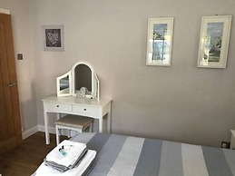 Just Stay Wales - Marshmallow Cottage