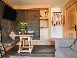 Serviced Luxury Chalet Evi