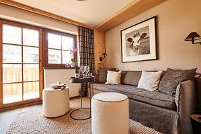 Serviced Luxury Chalet Evi