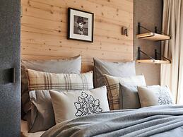 Serviced Luxury Chalet Evi