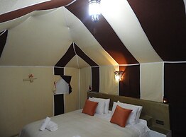 Luxury  Saf Saf Camp