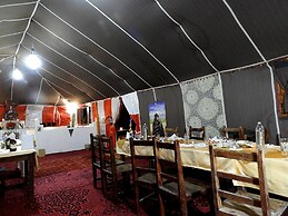 Luxury  Saf Saf Camp