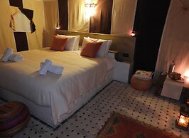 Luxury  Saf Saf Camp