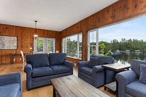 Port Cunnington Lodge