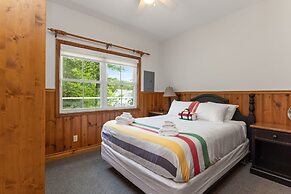 Port Cunnington Lodge