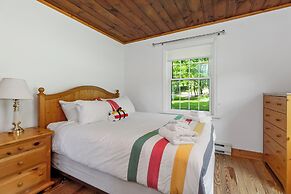 Port Cunnington Lodge