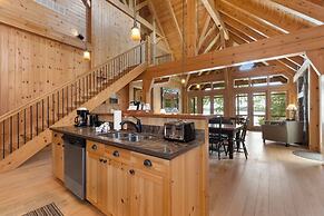 Port Cunnington Lodge