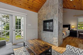 Port Cunnington Lodge