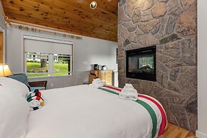 Port Cunnington Lodge