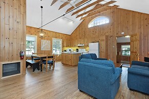 Port Cunnington Lodge