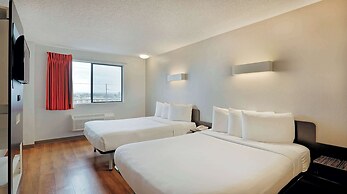 Studio 6 Suites Los Angeles, CA - Los Angeles - LAX