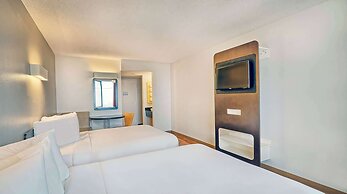 Studio 6 Suites Los Angeles, CA - Los Angeles - LAX