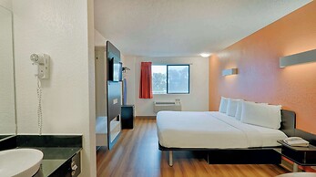 Studio 6 Suites Los Angeles, CA - Los Angeles - LAX