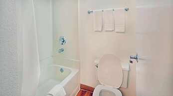 Studio 6 Suites Los Angeles, CA - Los Angeles - LAX