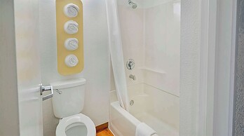 Studio 6 Suites Los Angeles, CA - Los Angeles - LAX