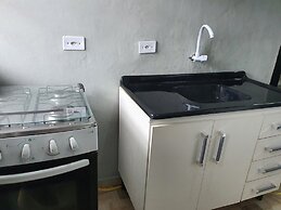 KITNET PRACINHA