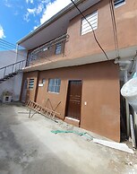 KITNET PRACINHA