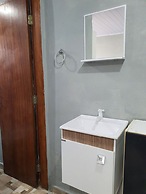 KITNET PRACINHA
