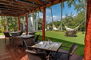 Laguna Suites by Club Sunset