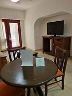 Laguna Suites
