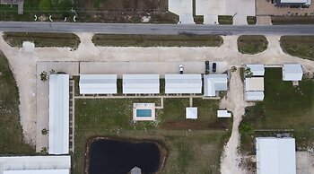 captain quarter's motel