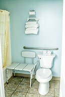 captain quarter's motel