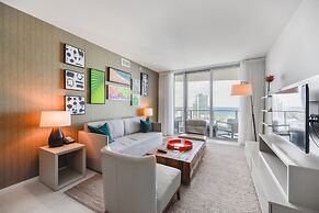Luxury Condo at Hollywood Beach