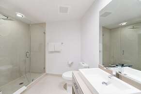 Luxury Condo at Hollywood Beach