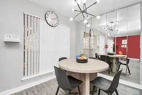 Tx Home Group - Uptown Galleria