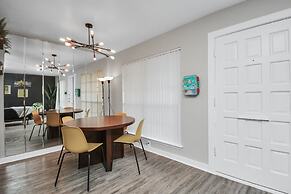 Tx Home Group - Uptown Galleria