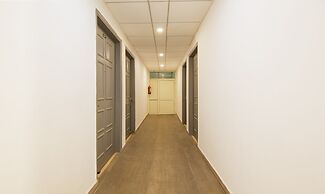 Treebo Noida Express