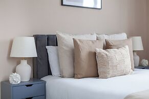 The Crystal Palace Collection