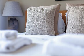 The Ealing Collection