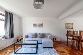 The Ealing Collection