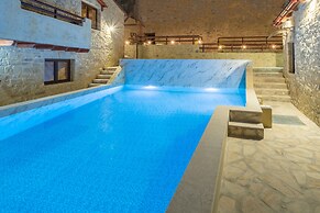 Draganigo Luxury Stone Houses