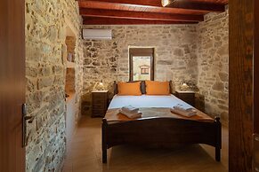 Draganigo Luxury Stone Houses