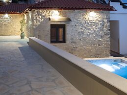 Draganigo Luxury Stone Houses